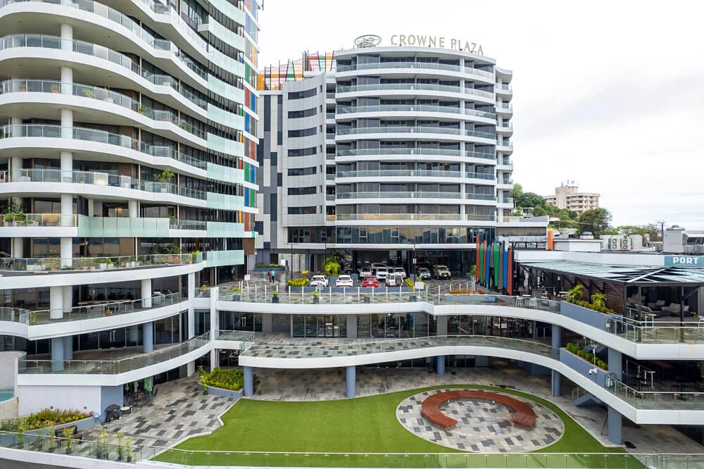 Exterior view of commercial plaza three level mixed use building