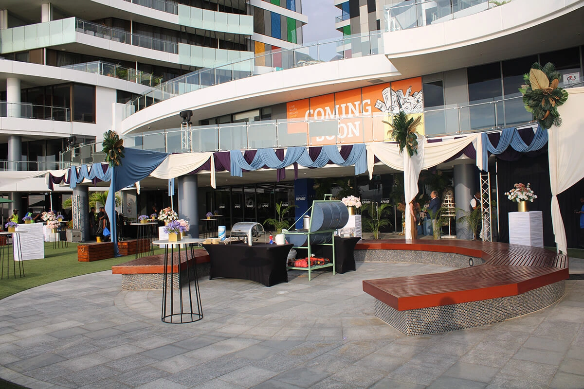 https://www.nambawansuperplaza.com.pg/wp-content/uploads/2024/02/Commercial_Plaza.webp
